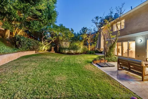 Exterior - 8695 Cliffridge, La Jolla, CA 92037 photo 10 of 12