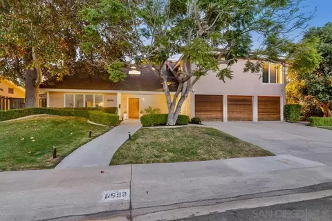 Exterior - 8695 Cliffridge, La Jolla, CA 92037 photo 2 of 12