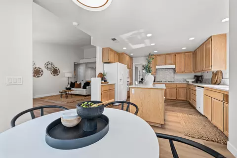 656 Corte Raquel, San Marcos, CA 92069 photo 10