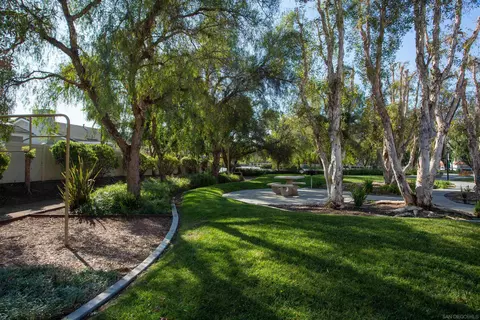 1477 Rancho Rose Way #44, Oceanside, CA 92057 photo 27
