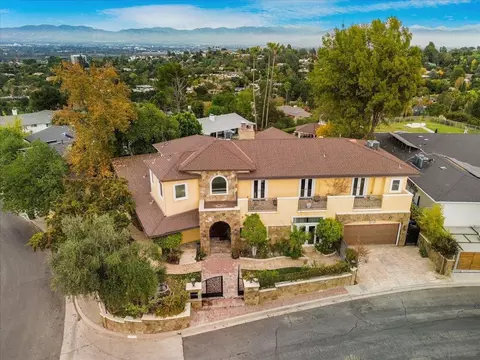 16481 Westfall Pl, Encino, CA 91436