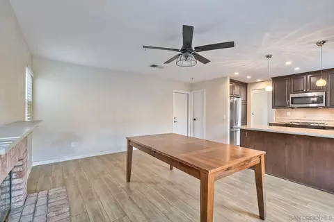 886 Gallery Dr, Oceanside, CA 92057 photo 15