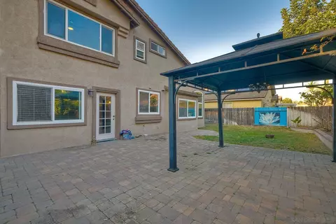 886 Gallery Dr, Oceanside, CA 92057 photo 32