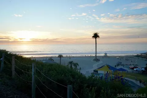 View/Area - 401 Swamis Ln, Encinitas, CA 92024 photo 5 of 10