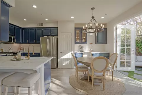 Other - 401 Swamis Ln, Encinitas, CA 92024 photo 3 of 9