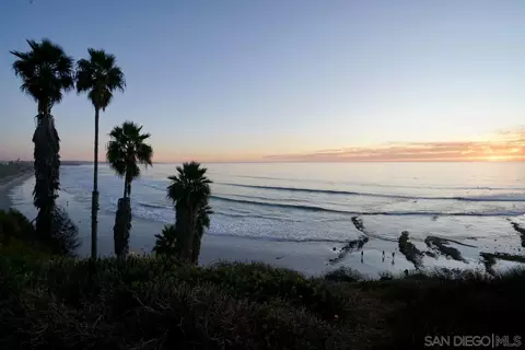 View/Area - 401 Swamis Ln, Encinitas, CA 92024 photo 8 of 10