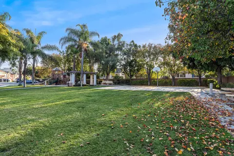 364 Aspen Creek Way, Oceanside, CA 92057 photo 35