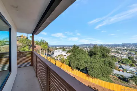 Exterior - 1161 Monterey Dr, El Cajon, CA 92020 photo 22 of 27
