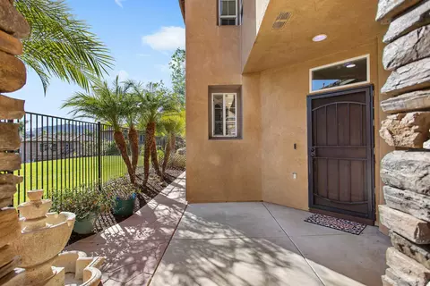 29852 Tricia Ann Ct, Escondido, CA 92026