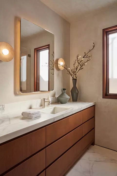 Bath - 2160 Balboa Ave, Del Mar, CA 92014 photo 8 of 11