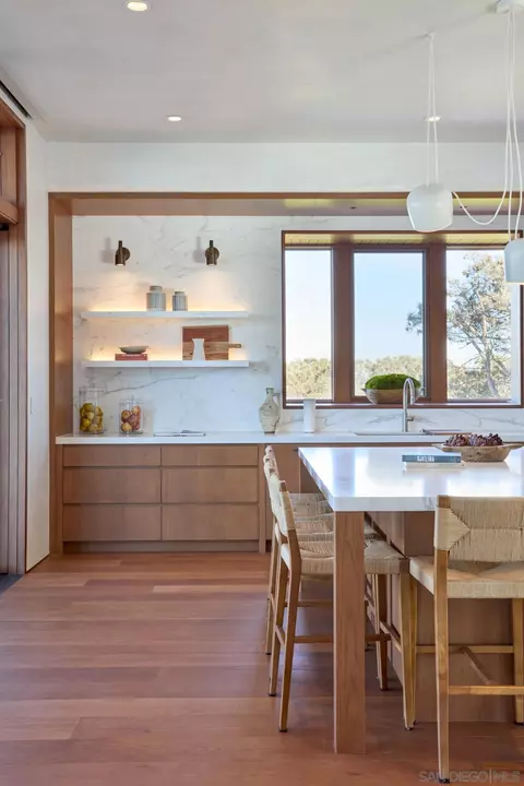 Kitchen - 2160 Balboa Ave, Del Mar, CA 92014 photo 3 of 5