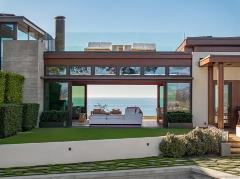 Exterior - 2160 Balboa Ave, Del Mar, CA 92014 photo 2 of 17