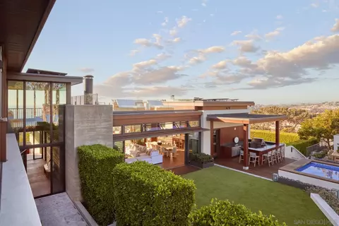Exterior - 2160 Balboa Ave, Del Mar, CA 92014 photo 8 of 17