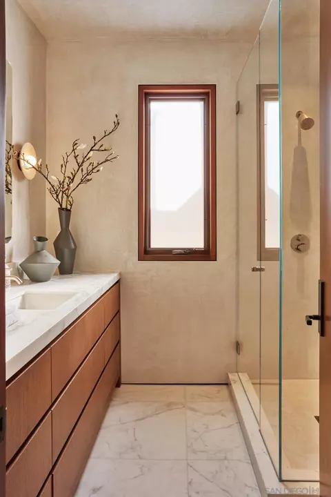 Bath - 2160 Balboa Ave, Del Mar, CA 92014 photo 9 of 11