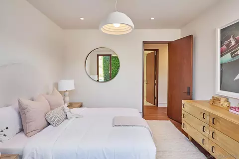 Bedroom - 2160 Balboa Ave, Del Mar, CA 92014 photo 6 of 9