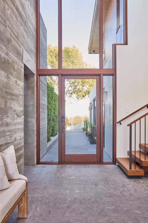 Entry Way - 2160 Balboa Ave, Del Mar, CA 92014 photo 3 of 6