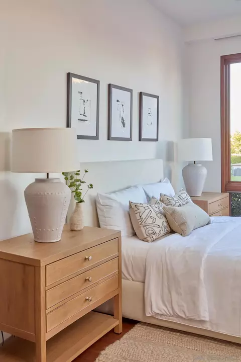 Bedroom - 2160 Balboa Ave, Del Mar, CA 92014 photo 5 of 9