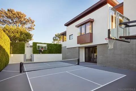 Exterior - 2160 Balboa Ave, Del Mar, CA 92014 photo 7 of 17