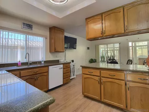 9948 Ledgeside St, Spring Valley, CA 91977 photo 7