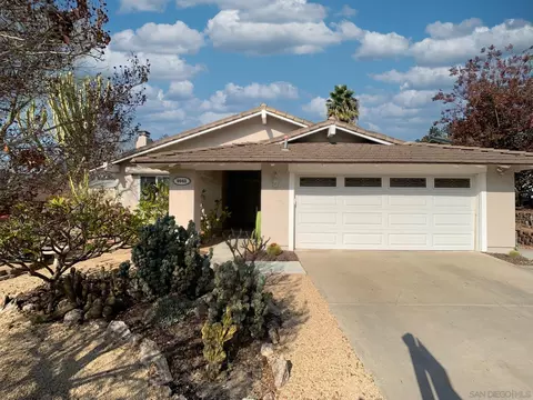 9948 Ledgeside St, Spring Valley, CA 91977 photo 2