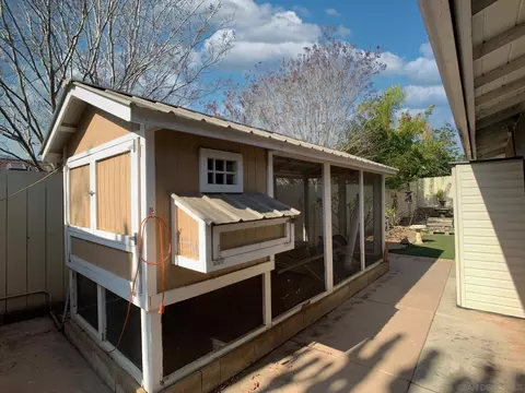 9948 Ledgeside St, Spring Valley, CA 91977 photo 27
