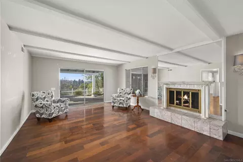 Living - 4036 Lorraine Ann Dr, La Mesa, CA 91941 photo 5 of 8