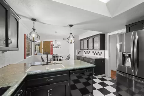 Kitchen - 4036 Lorraine Ann Dr, La Mesa, CA 91941 photo 3 of 5
