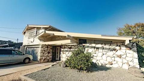 5232 Prosperity Ln, San Diego, CA 92115
