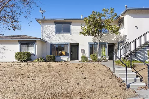 3464 Los Mochis Way, Oceanside, CA 92056 photo 23