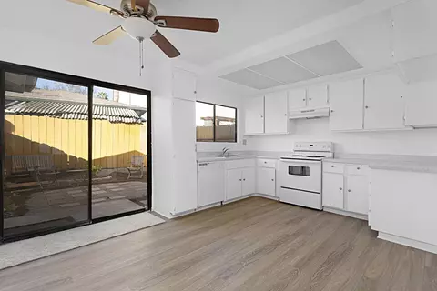 3464 Los Mochis Way, Oceanside, CA 92056 photo 2
