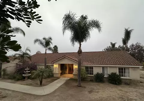 1577 Greenacres Rd, Fallbrook, CA 92028 photo 2