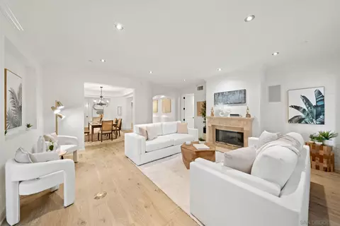 Living - 1020 Genter St #102, La Jolla, CA 92037 photo 6 of 7