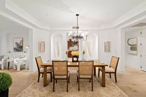 Dining - 1020 Genter St #102, La Jolla, CA 92037 photo 3 of 4