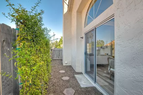 Exterior - 2058 Paseo Ladera, Vista, CA 92084 photo 4 of 8