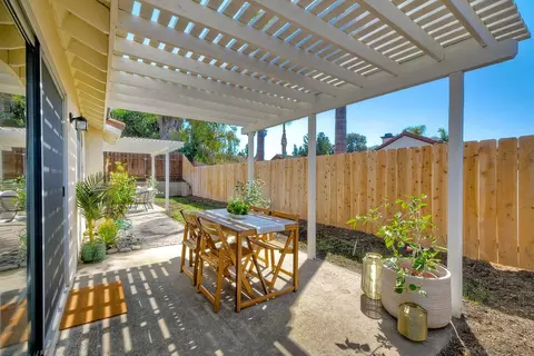Exterior - 2058 Paseo Ladera, Vista, CA 92084 photo 2 of 8