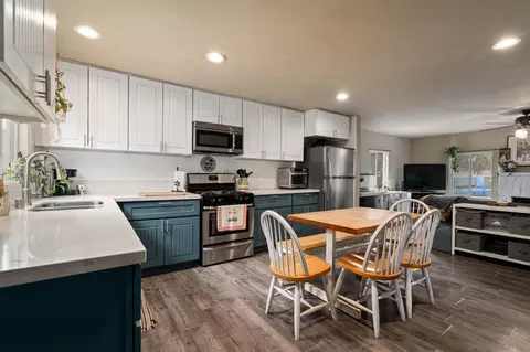 9110 Winter Gardens Blvd, Lakeside, CA 92040