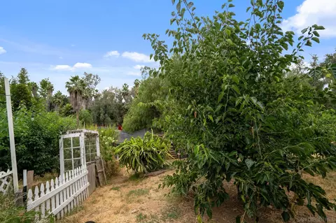 Exterior - 9110 Winter Gardens Blvd, Lakeside, CA 92040 photo 14 of 16