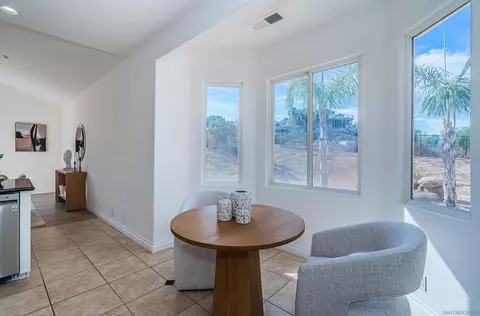 Dining - 15322 Wyeport Rd, Ramona, CA 92065 photo 1 of 4