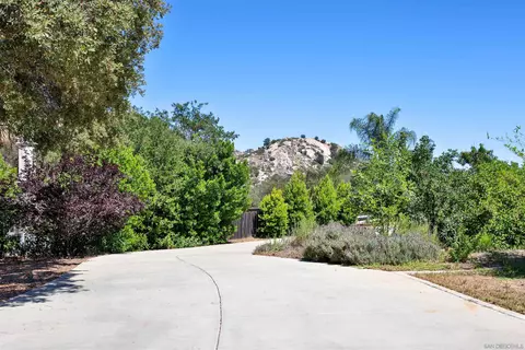 Exterior - 15322 Wyeport Rd, Ramona, CA 92065 photo 11 of 12
