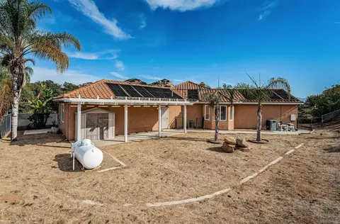Exterior - 15322 Wyeport Rd, Ramona, CA 92065 photo 8 of 12