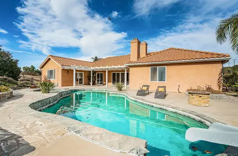 Exterior - 15322 Wyeport Rd, Ramona, CA 92065 photo 6 of 12
