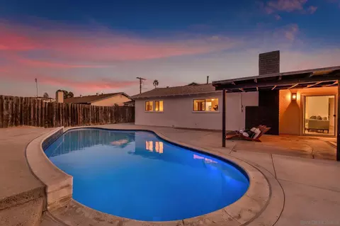 Exterior - 12950 Ilene St, Poway, CA 92064 photo 9 of 17