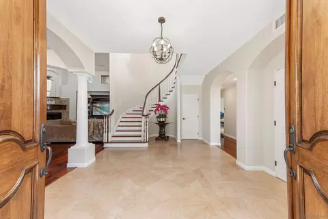 Entry Way - 838 Forward, La Jolla, CA 92037 photo 1 of 1