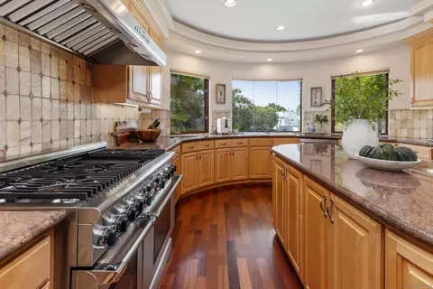 Kitchen - 838 Forward, La Jolla, CA 92037 photo 2 of 3