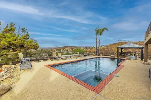Exterior - 11011 Eddington Rd, Santee, CA 92071 photo 7 of 15