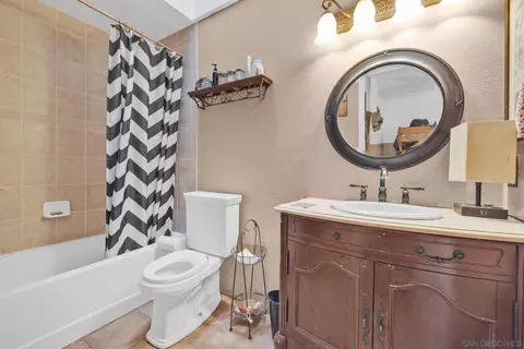 Bath - 11011 Eddington Rd, Santee, CA 92071 photo 3 of 5