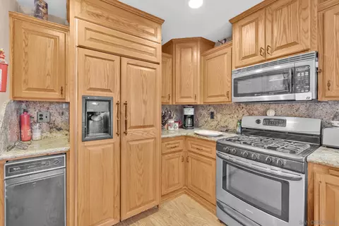 Kitchen - 11011 Eddington Rd, Santee, CA 92071 photo 5 of 5