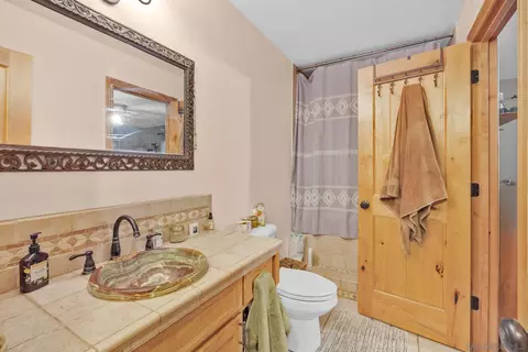 Bath - 11011 Eddington Rd, Santee, CA 92071 photo 1 of 5