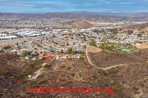 View/Area - 11011 Eddington Rd, Santee, CA 92071 photo 2 of 9