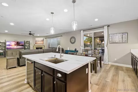 5530 Lipizzaner Cir, Oceanside, CA 92057 photo 8